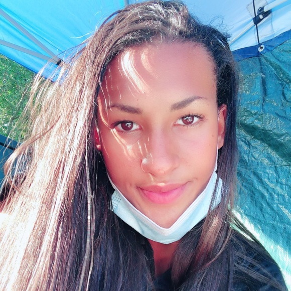 Meet your Posher, Imani - Picture 2 of 3